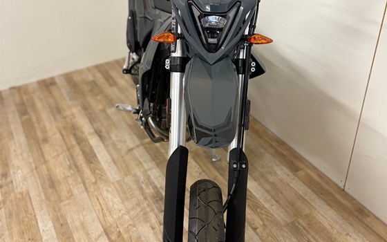 Neufahrzeug Beta RR 125 4T Motard T X special edition - Bild 3