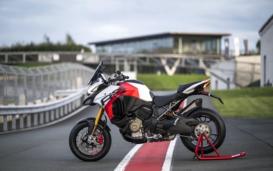 Neufahrzeug Ducati Multistrada V4 RS - Bild 19