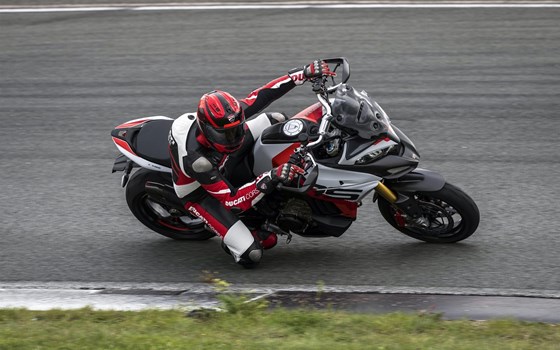 Neufahrzeug Ducati Multistrada V4 RS - Bild 20
