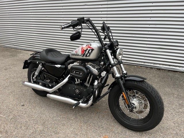 Harley-Davidson Sportster XL 1200X Forty-Eight (schwarz) - Bild 4