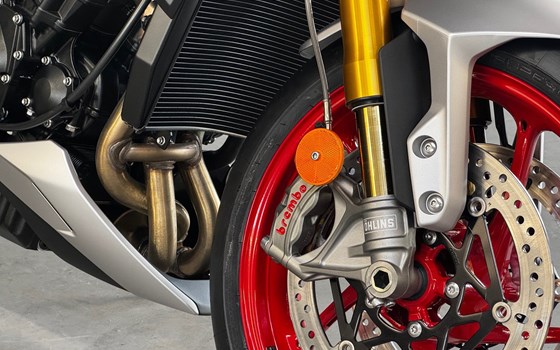 Neufahrzeug Triumph Street Triple RX - Bild 13