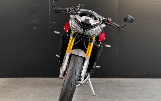 Neufahrzeug Triumph Street Triple RX - Bild 7