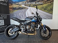 Neumotorrad Triumph Trident 660 - Triumph Black Weeks