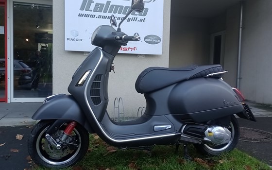 Gebrauchtmotorrad Vespa GTS 125 - Bild 4