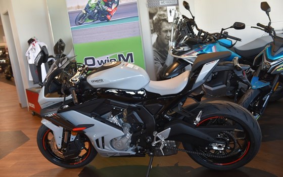 Neufahrzeug CFMOTO 675SR-R - Bild 1