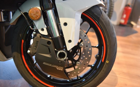 Neufahrzeug CFMOTO 675SR-R - Bild 9