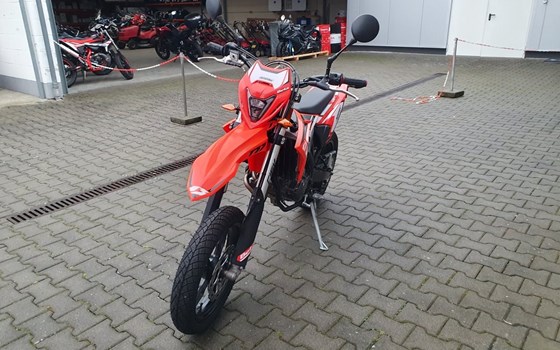 Gebrauchtmotorrad Beta RR 125 4T SM - Bild 3