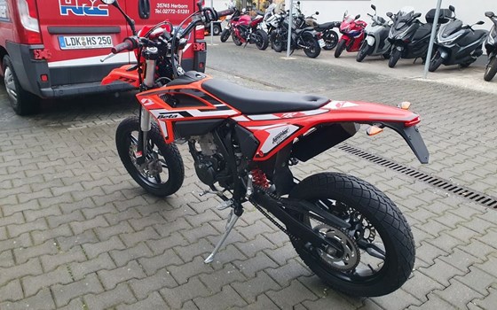 Gebrauchtmotorrad Beta RR 125 4T SM - Bild 6