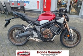 Honda CB650R E-Clutch