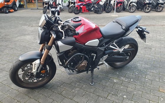 Gebrauchtmotorrad Honda CB650R E-Clutch - Bild 17