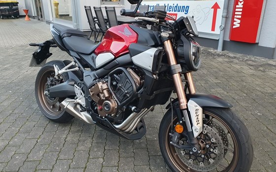 Gebrauchtmotorrad Honda CB650R E-Clutch - Bild 2