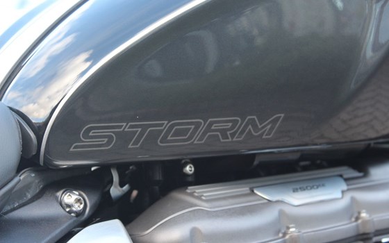 Gebrauchtmotorrad Triumph Rocket 3 Storm R - Bild 11