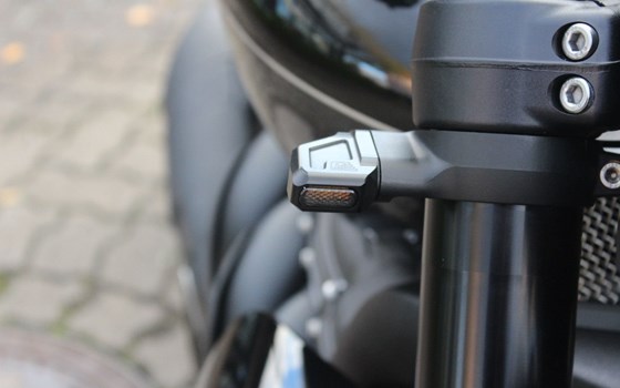 Gebrauchtmotorrad Triumph Rocket 3 Storm R - Bild 16