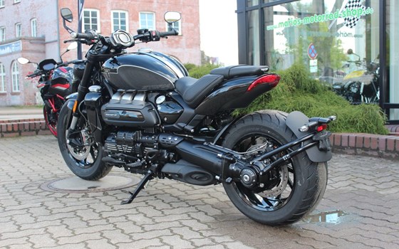 Gebrauchtmotorrad Triumph Rocket 3 Storm R - Bild 6