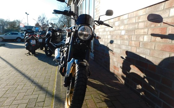 Gebrauchtmotorrad Yamaha XSR125 Legacy - Bild 3