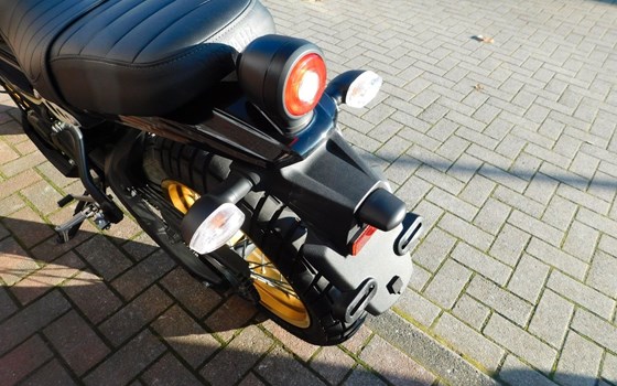 Gebrauchtmotorrad Yamaha XSR125 Legacy - Bild 9