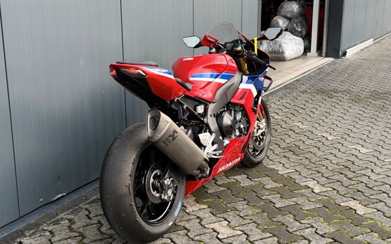 Gebrauchtmotorrad Honda CBR1000RR-R Fireblade SP - Bild 2