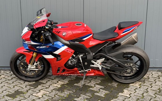 Gebrauchtmotorrad Honda CBR1000RR-R Fireblade SP - Bild 5