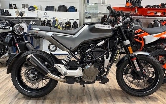 Neufahrzeug Husqvarna Svartpilen 125 - Bild 1