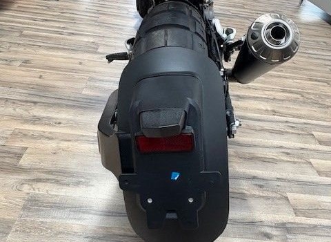 Neufahrzeug Husqvarna Svartpilen 125 - Bild 6