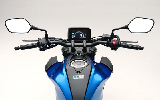 Neufahrzeug Honda CB125R - Bild 4