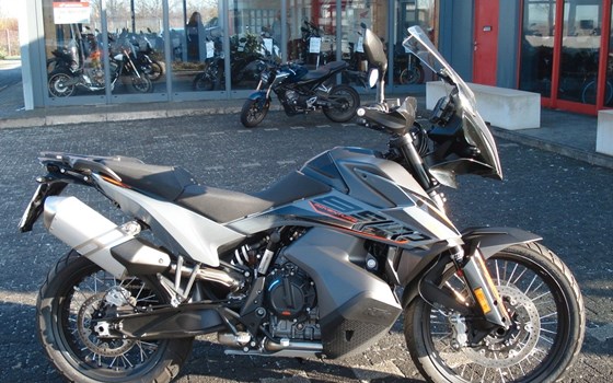 Gebrauchtmotorrad KTM 890 Adventure - Bild 1