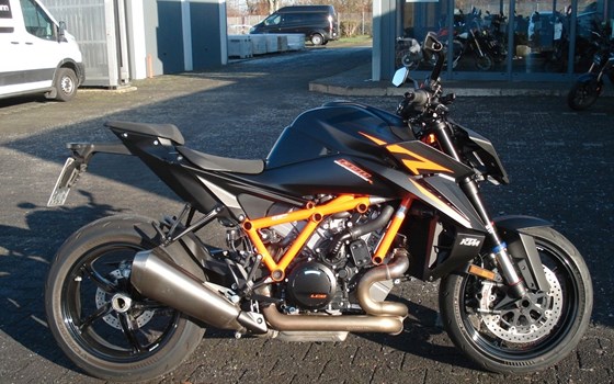 Gebrauchtmotorrad KTM 1390 Super Duke R EVO - Bild 1