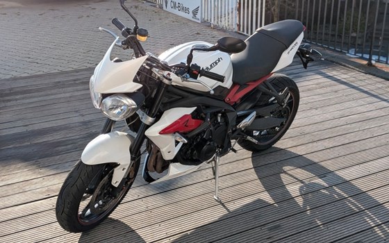 Gebrauchtmotorrad Triumph Street Triple - Bild 5