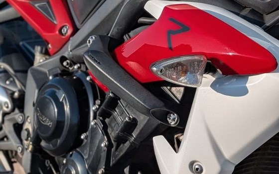 Gebrauchtmotorrad Triumph Street Triple - Bild 6