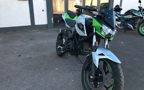 Gebrauchtmotorrad Kawasaki Z e-1 - Bild 2
