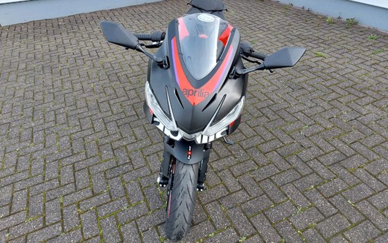 Neufahrzeug Aprilia RS 457 - Bild 3
