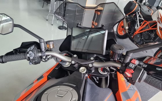 Gebrauchtmotorrad KTM 1290 Super Duke GT - Bild 4