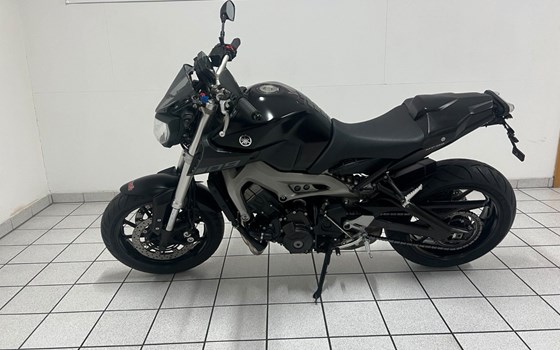 Gebrauchtmotorrad Yamaha MT-09 - Bild 6