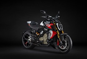 Ducati Diavel V4 RS