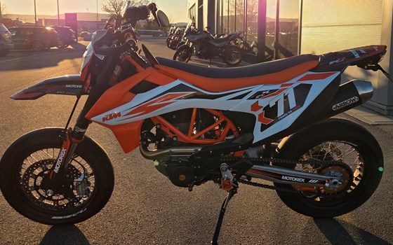 Gebrauchtmotorrad KTM 690 SMC R - Bild 2