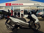 Honda Forza 125