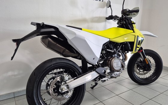 Neufahrzeug Husqvarna 701 Supermoto - Bild 5