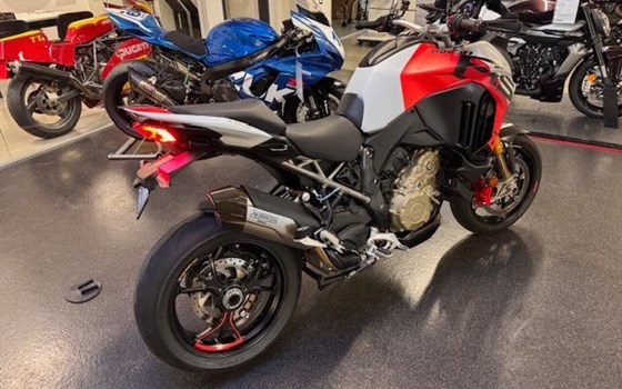 Gebrauchtmotorrad Ducati Multistrada V4 RS - Bild 4