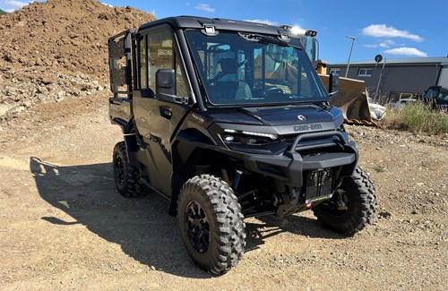 Neumotorrad Can-Am Traxter Automatik