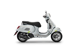 Neumotorrad Vespa GTS 125 Super Tech
