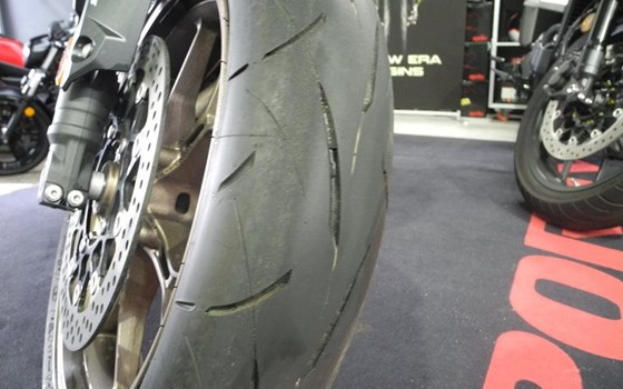 Gebrauchtmotorrad Honda CB650R E-Clutch - Bild 6