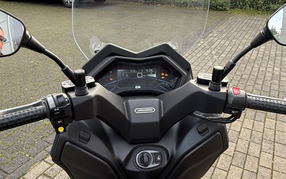 Gebrauchtmotorrad Sym MaxSym 400i - Bild 16