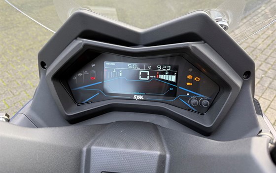 Gebrauchtmotorrad Sym MaxSym 400i - Bild 4