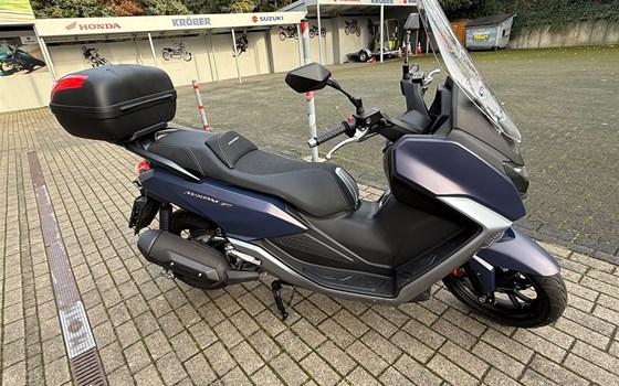Gebrauchtmotorrad Sym MaxSym 400i - Bild 2