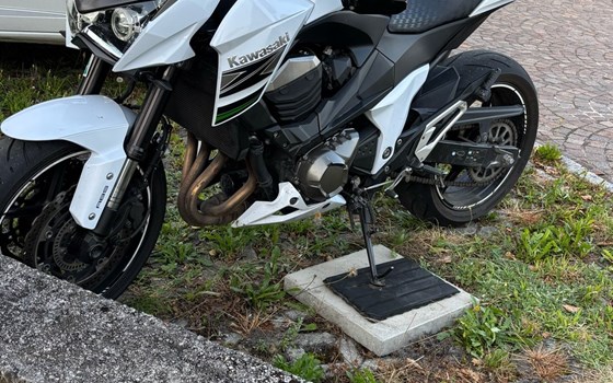 Gebrauchtmotorrad Kawasaki Z 800 - Bild 1
