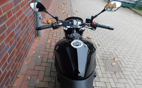 Gebrauchtmotorrad Suzuki GSR 600 - Bild 11