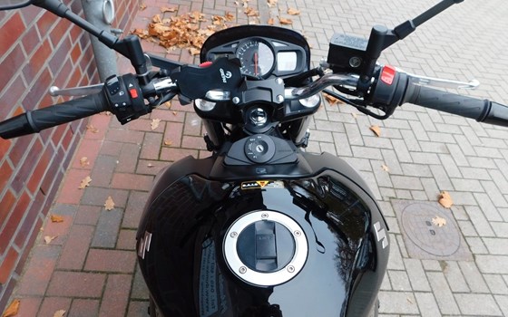 Gebrauchtmotorrad Suzuki GSR 600 - Bild 12