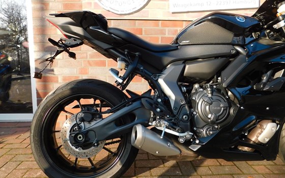 Gebrauchtmotorrad Yamaha R7 35 kW - Bild 15