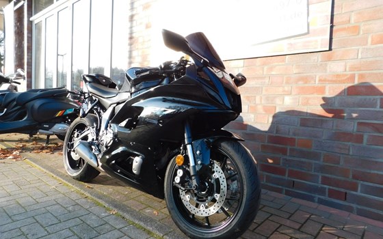 Gebrauchtmotorrad Yamaha R7 35 kW - Bild 3