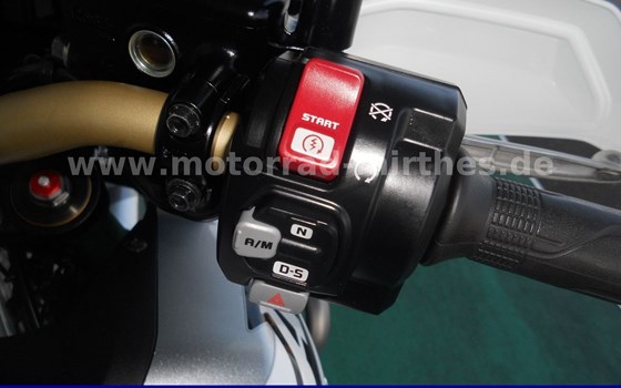 Gebrauchtmotorrad Honda CRF1000L Africa Twin Adventure Sports - Bild 24